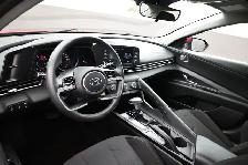 2022 Hyundai Elantra Essential Heated Seats, Apple/Android, Back - Photo 5