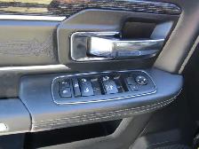 2017 Ram 1500 4WD Crew Cab 5.7 Hemi|Loaded|Leather|B. Camera - Photo 24