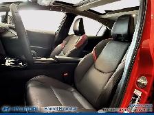 2025 Toyota Prius hybride branchable XSE Premium - Photo 9