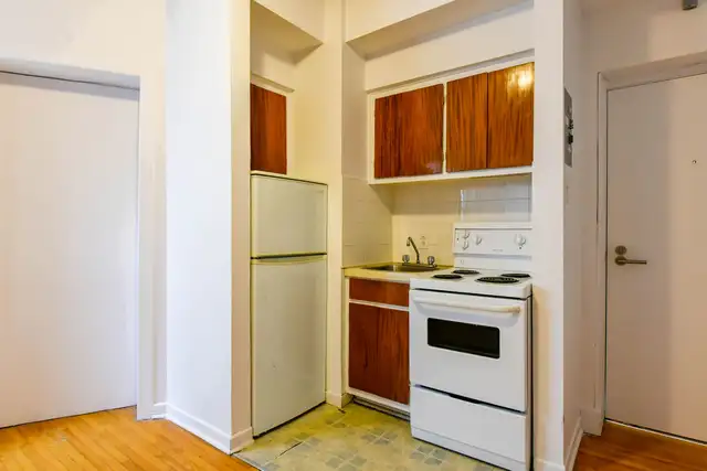 1 bed apartment near UDEM on Van Horne & CDN - ID 4627
