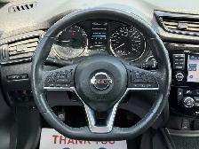 2017 NISSAN ROGUE SV AWD 4DR - Photo 16