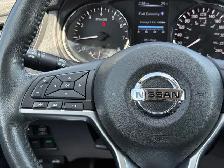 2017 NISSAN ROGUE SV AWD 4DR - Photo 17