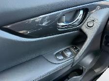 2017 NISSAN ROGUE SV AWD 4DR - Photo 20