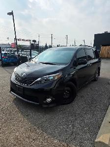 2015 Toyota Sienna SE