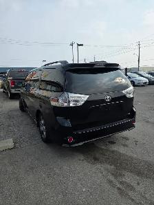 2015 Toyota Sienna SE - Photo 3