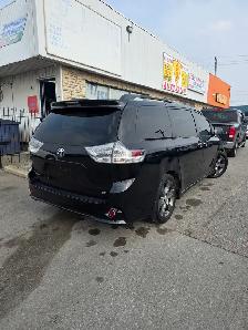 2015 Toyota Sienna SE - Photo 4