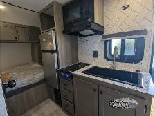 2025 Sunset Park RV Sunlite 15MB - Photo 6