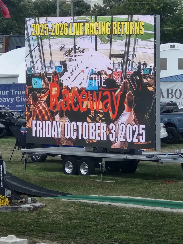 High Quality LED Sign With Trailer For Rent/Sale