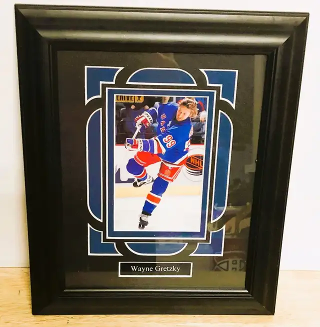Vintage Wayne Gretzky NY. Rangers Framed w/Name Picture