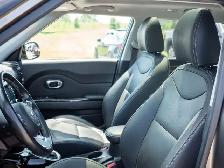 2019 Kia Soul   - Heated Steering Wheel | Brake Assist - Photo 31