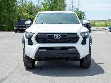 2024 Toyota Tacoma - Cruise Control Steering Assist | Blind - Photo 3
