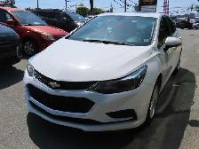2017 Chevrolet Cruze LT - Photo 3