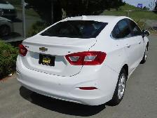 2017 Chevrolet Cruze LT - Photo 5