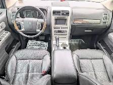 2010 Lincoln MKX AWD 4dr | Heated seats! | AC seats! | Moon-roof - Photo 11