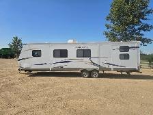 2010 North Country 321BHDD 34 Ft T/A Travel Trailer Lakeside - Photo 5