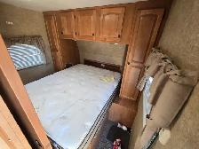 2010 North Country 321BHDD 34 Ft T/A Travel Trailer Lakeside - Photo 20
