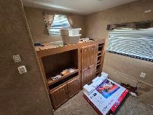 2010 North Country 321BHDD 34 Ft T/A Travel Trailer Lakeside - Photo 24