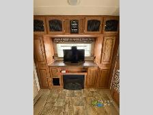 2014 Forest River RV Rockwood Signature Ultra Lite 8265WS - Photo 16