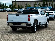 2025 Chevrolet Silverado 2500HD LT 6.6L Duramax | Heated Seats - Photo 13