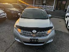 2010 Toyota Venza 4dr Wgn V6 AWD ONE OWNER | NO ACCIDENT - Photo 2