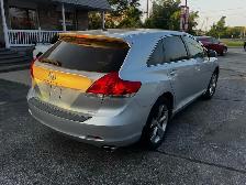 2010 Toyota Venza 4dr Wgn V6 AWD ONE OWNER | NO ACCIDENT - Photo 11