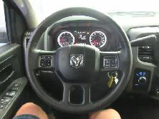 RAM 1500 2018 EXPRESS CREW-CAB V8 5.7L HEMI 4X4 JAMAIS ACCIDENTE - Photo 23