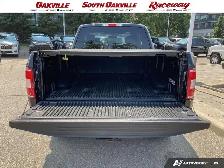 2018 Ford F-150 XLT | V8 | TRAILER TOW PKG | CLEAN CARFAX | - Photo 12
