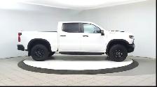 2023 Chevrolet Silverado 1500 ZR2 - Photo 2