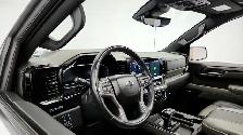 2023 Chevrolet Silverado 1500 ZR2 - Photo 12