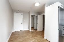 Renovated studio, Church and Wellesley - ID 2274 - Photo 3