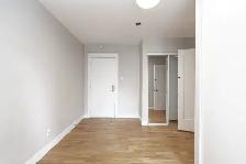 Renovated studio, Church and Wellesley - ID 2274 - Photo 4