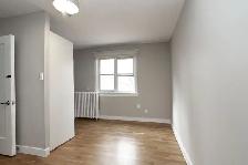 Renovated studio, Church and Wellesley - ID 2274 - Photo 5