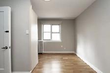 Renovated studio, Church and Wellesley - ID 2274 - Photo 6