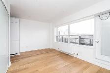 Renovated studio, Yonge and St. Clair - ID 1674 - Photo 6