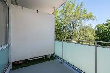 renovated one bedroom, Oriole and Oxton - ID 481 - Photo 9