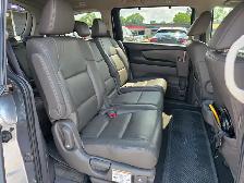 2011 Honda Odyssey 4dr Wgn Touring w/RES & Navi - Photo 12