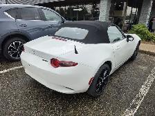 2021 Mazda MX-5 - Photo 5