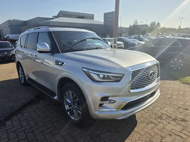 2022 INFINITI QX80