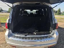 2022 INFINITI QX80 - Photo 10