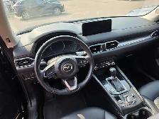 2025 Mazda CX-5 - Photo 3