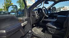 This Pickup powered by a Diesel engine featuring 4WD/4-Wheel Dri - Photo 13