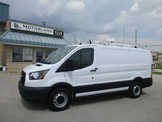 2022 Ford Transit Cargo Van T-150 148' Low Rf 8670 GVWR RWD
