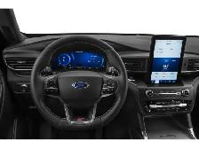 2022 Ford Explorer - Photo 4
