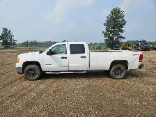 2010 GMC Sierra 2500HD - Photo 5