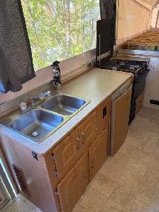 2007 Fleetwood Hardtop Camper for Sale - Photo 5
