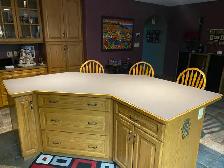 kitchen countertop , sink , Moen faucet
