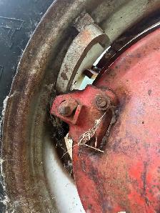Looking for Massey 65 rear tire spin off rim - Photo 2