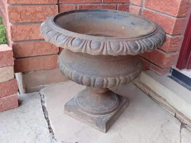 Cast Iron Planter