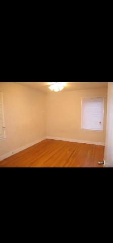 NICE, SPACIOUS 3 BED, 1 BATH WITH   YARD, LOCATED IN ALLENDALE - Photo 9
