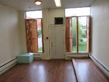 Ground Floor Commercial Space For Rent in West Hamilton - Photo 3